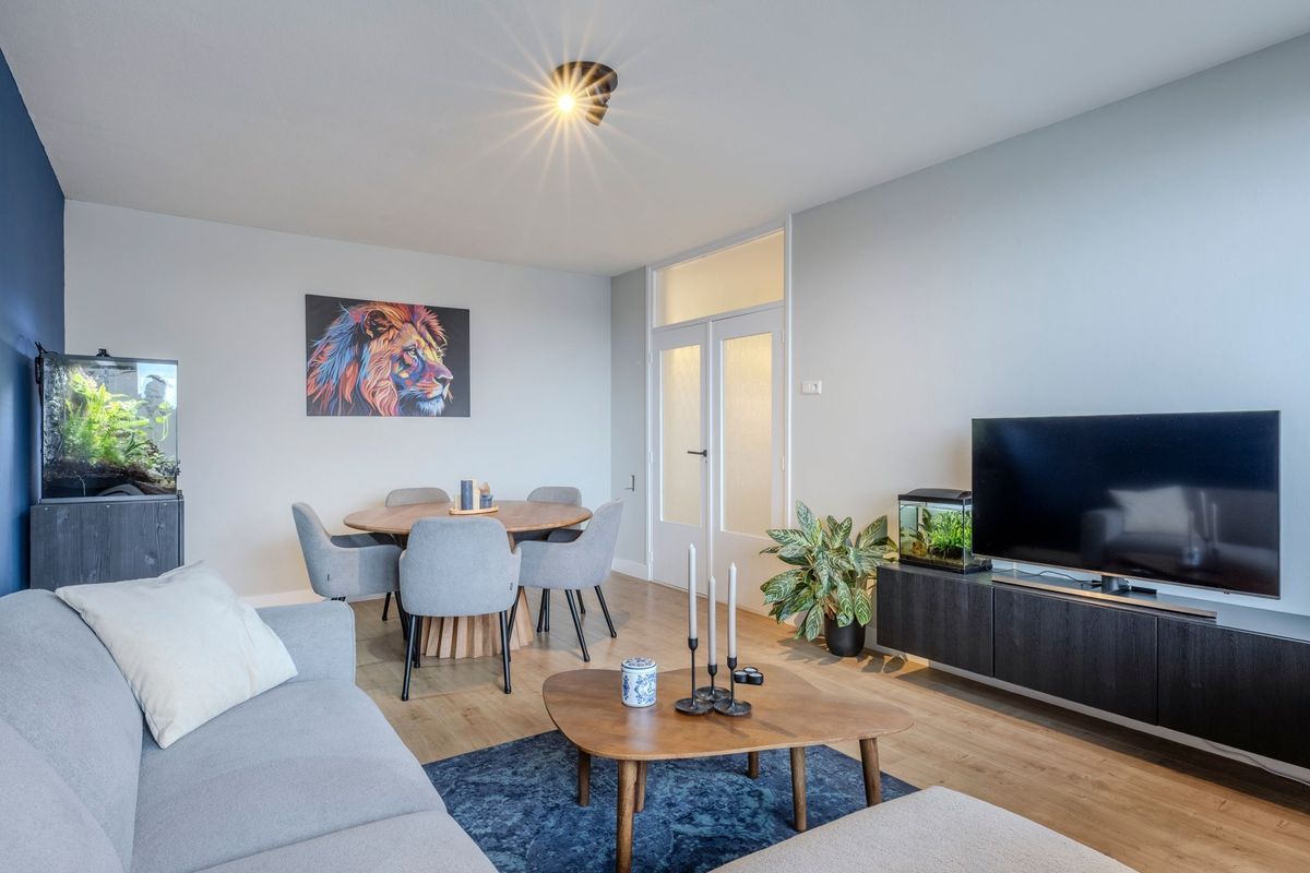 Europaplein 88 Photo Blur 14