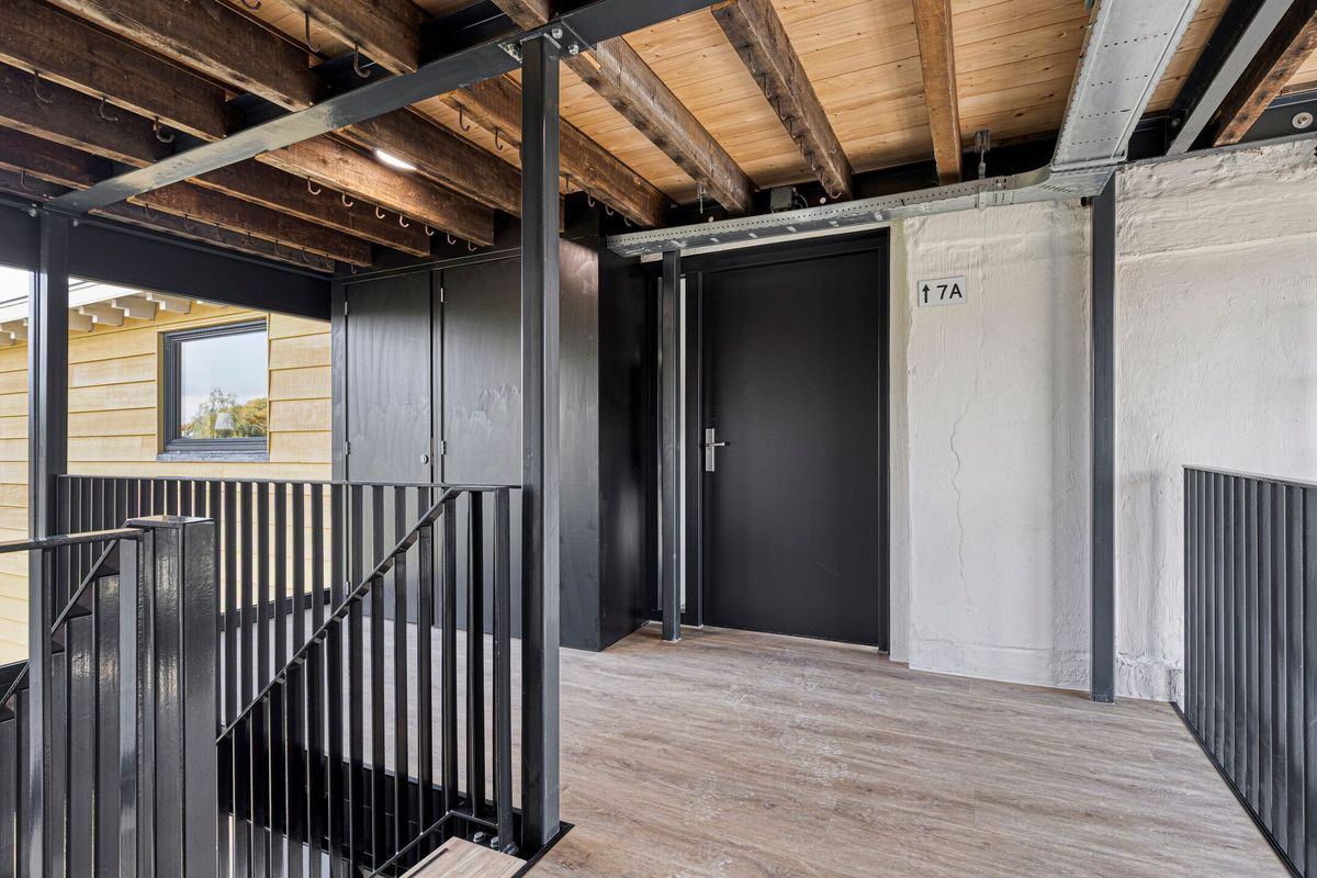 Loft (Bouwnr. A5) Photo Blur 25