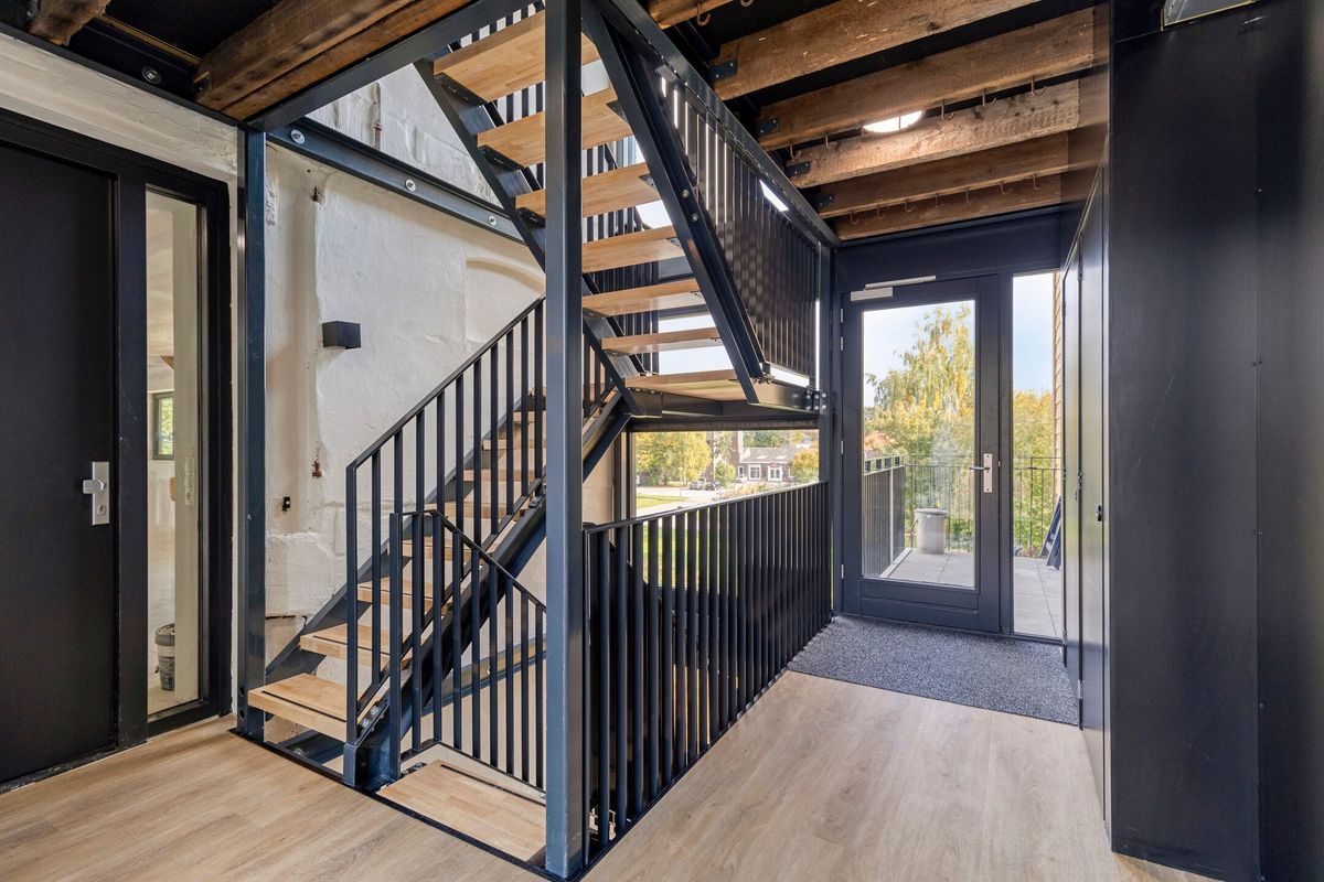 Loft (Bouwnr. A3) Photo Blur 16