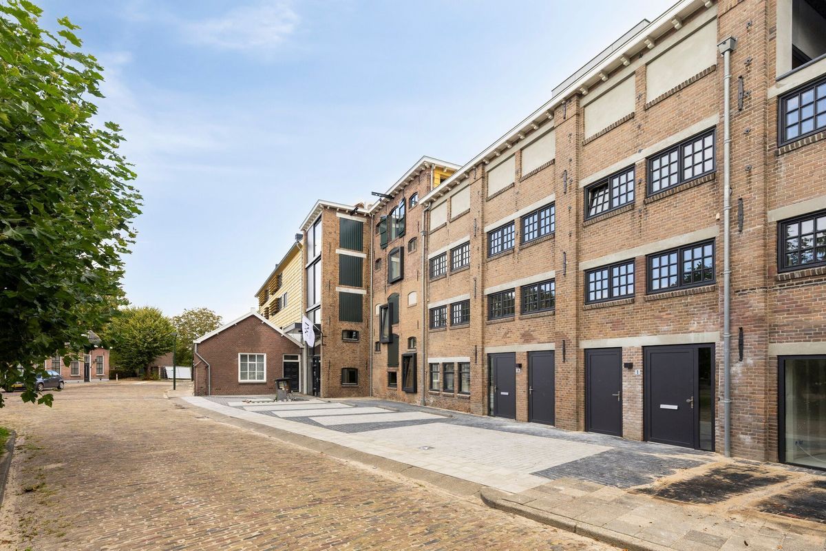 Loft (Bouwnr. A4) Photo Blur 3