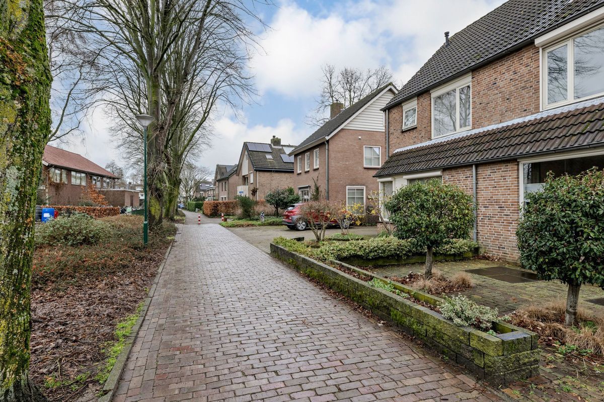 Biezelaar 4 Photo Blur 33