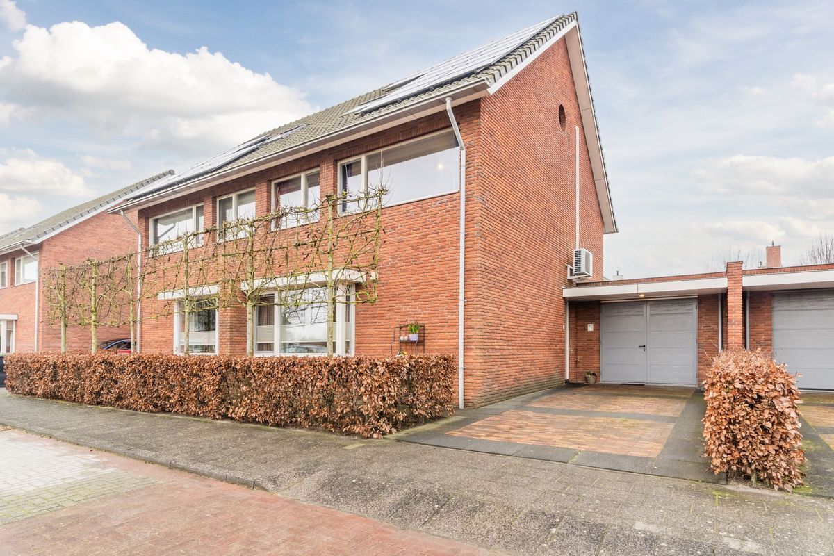 Aakpark 16 Photo Blur 0