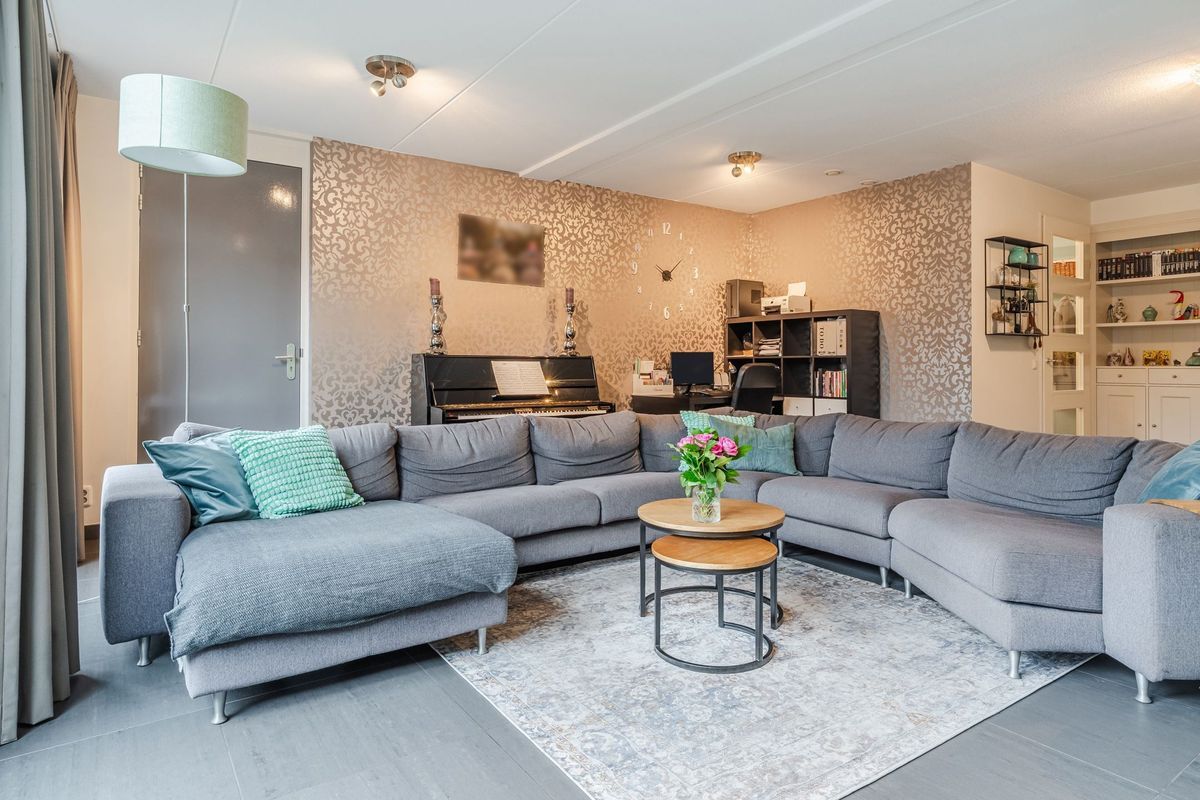 Aakpark 16 Photo Blur 10