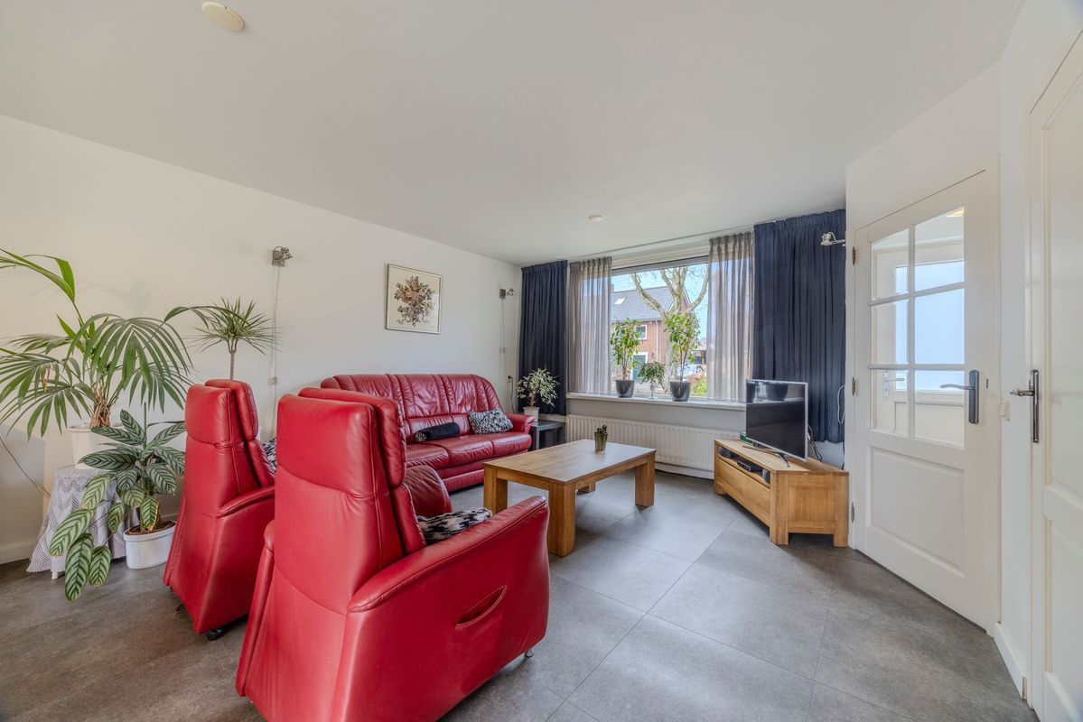 Margrietstraat 2 - B Photo Blur 9