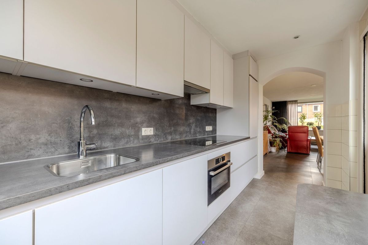 Margrietstraat 2 - B Photo Blur 17