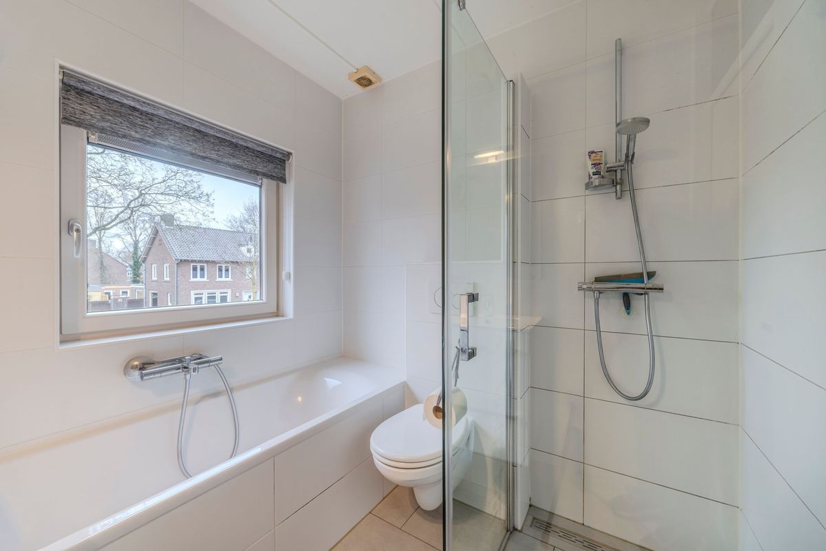 Margrietstraat 2 - B Photo Blur 33