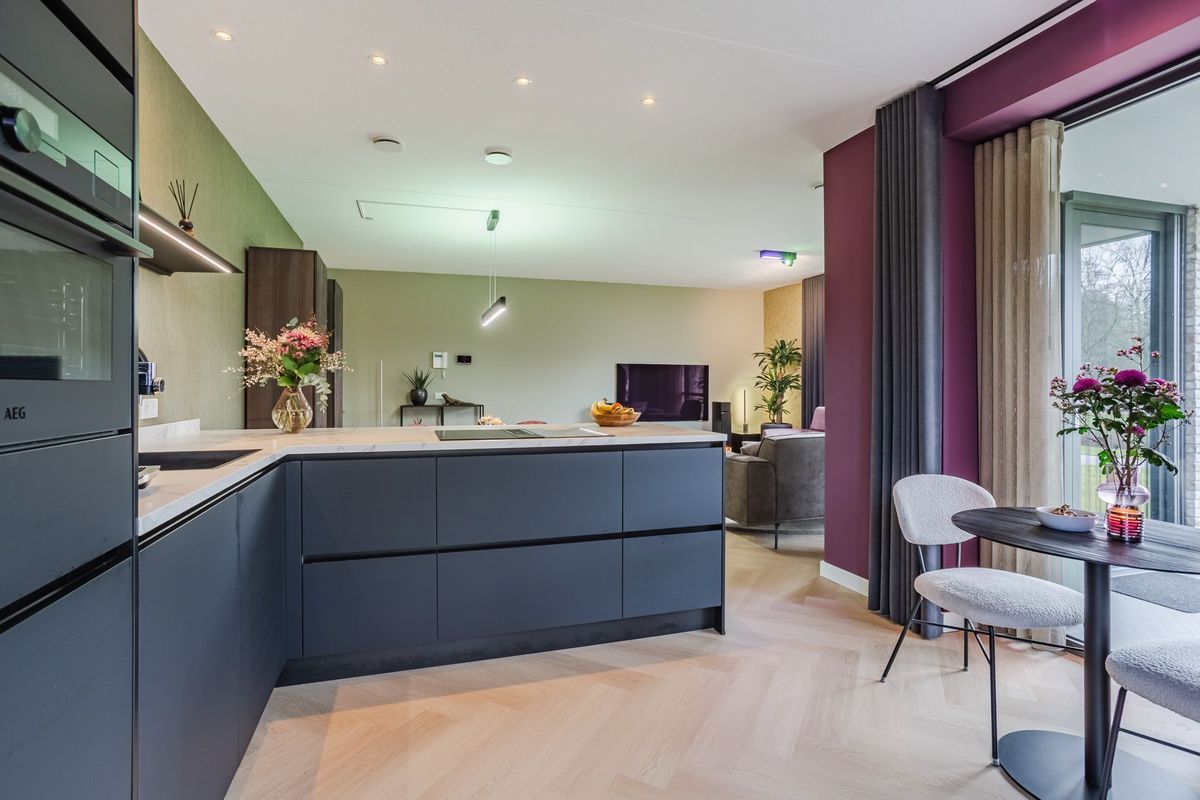 Jonkheer 49 Photo Blur 29