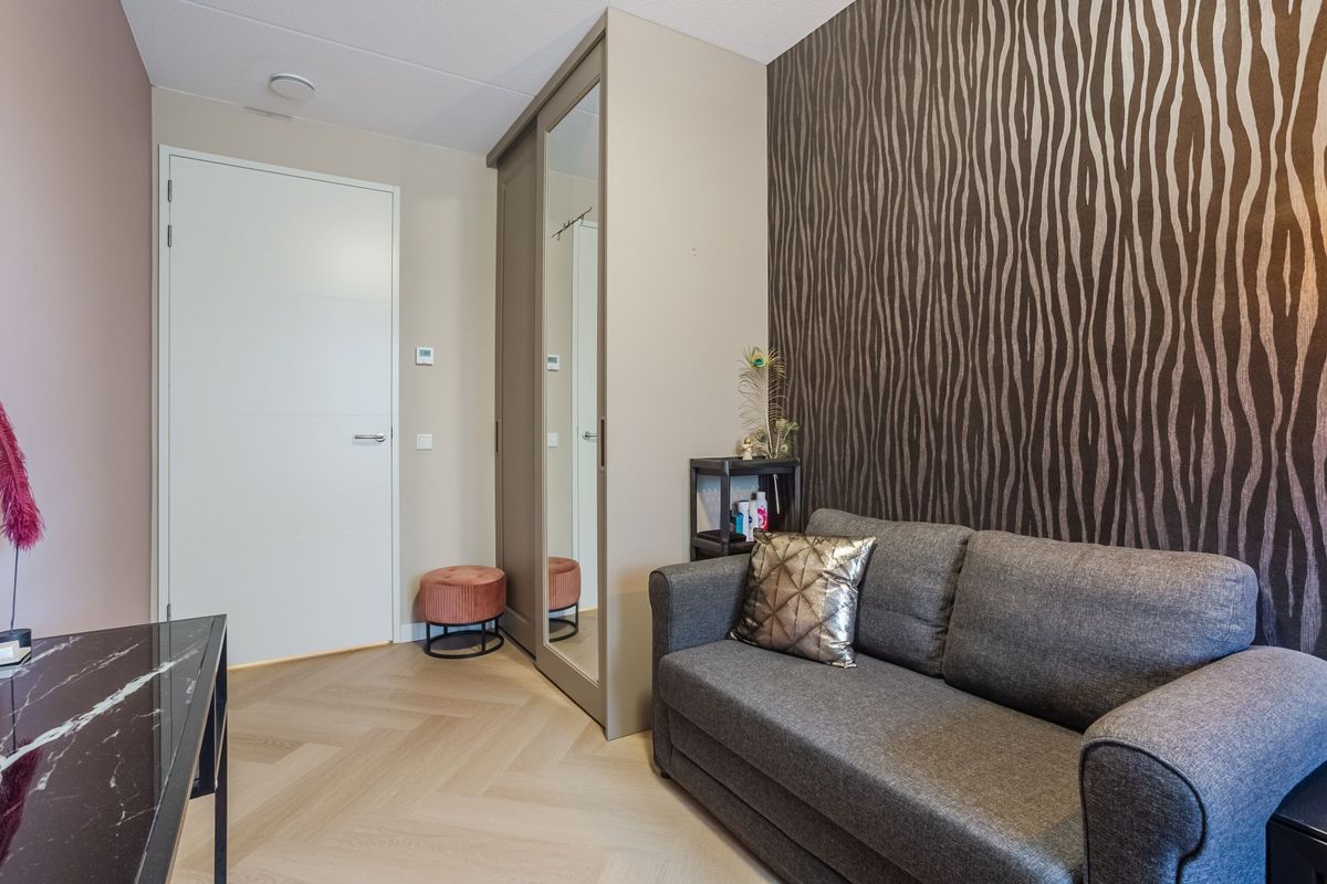 Jonkheer 49 Photo Blur 38