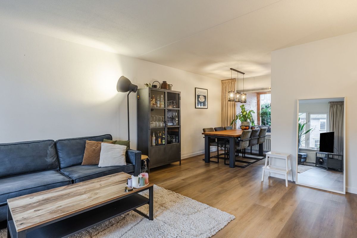 Zaaren 191 Photo Blur 6