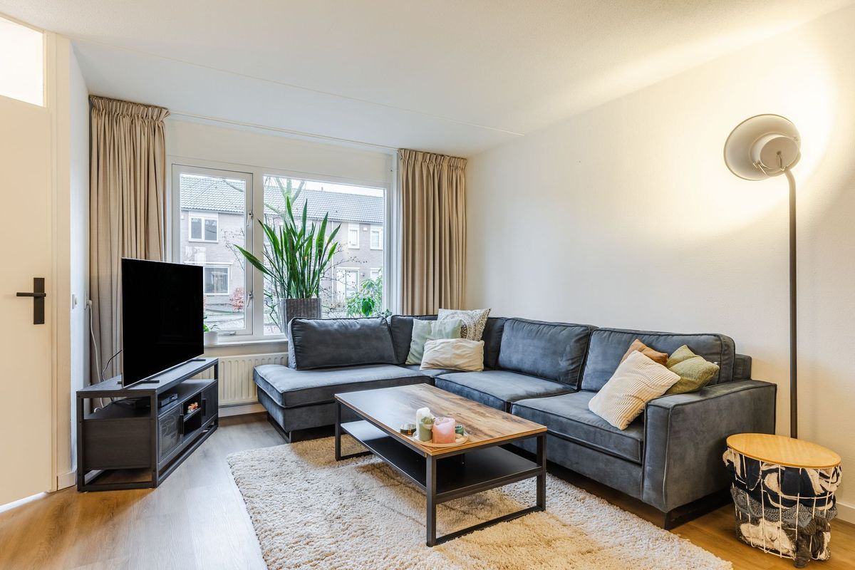 Zaaren 191 Photo Blur 7