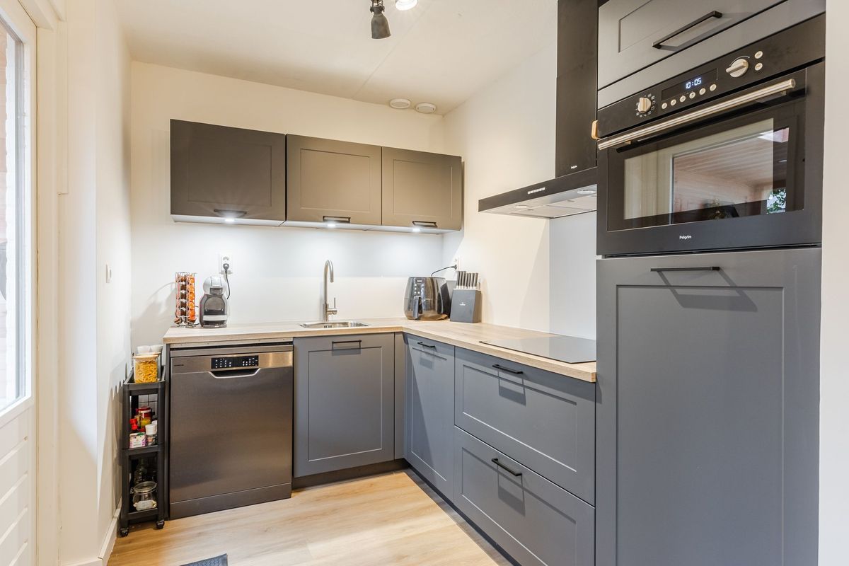 Zaaren 191 Photo Blur 10