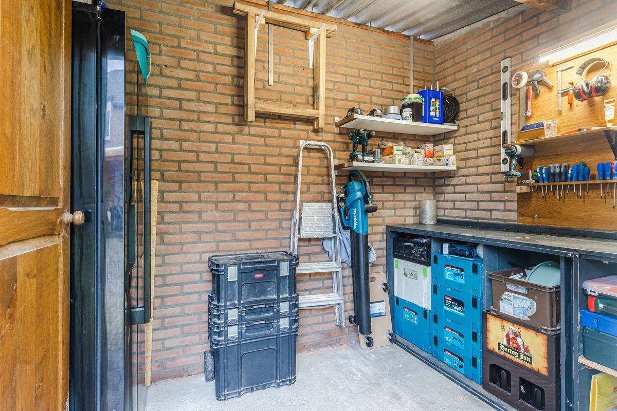 Zaaren 191 Photo Blur 16