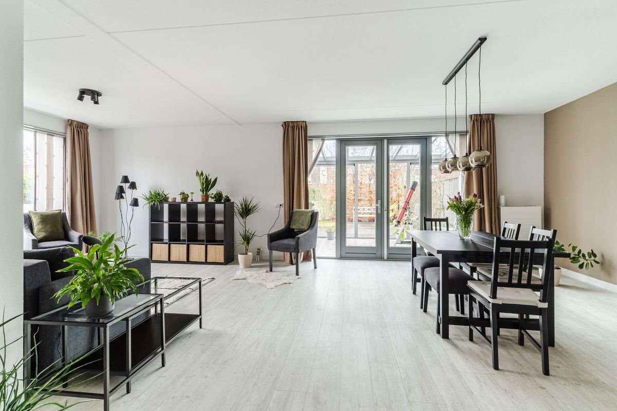 De Terpen 5 Photo Blur 3