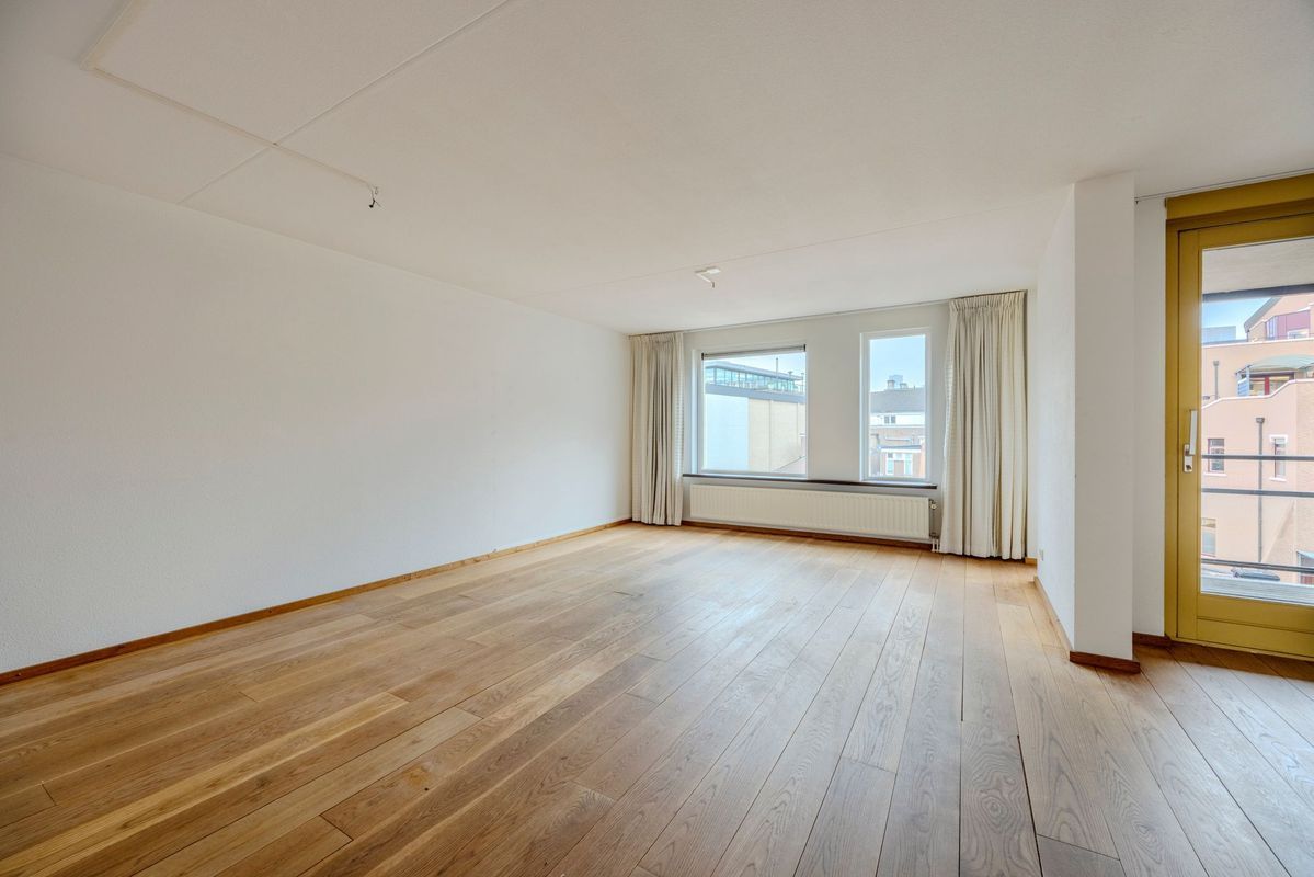 Langestraat 4 - 02 Photo Blur 3