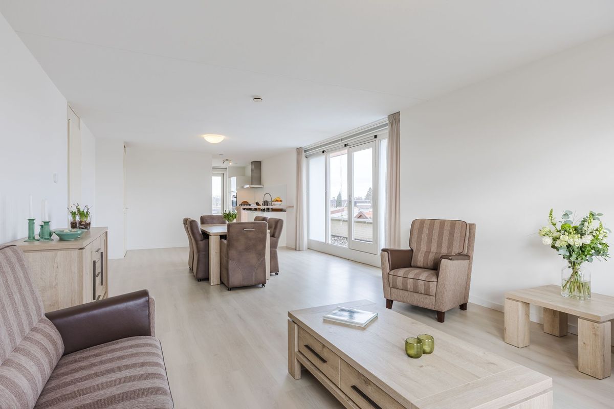 Hoge Ham 95 - N Photo Blur 1