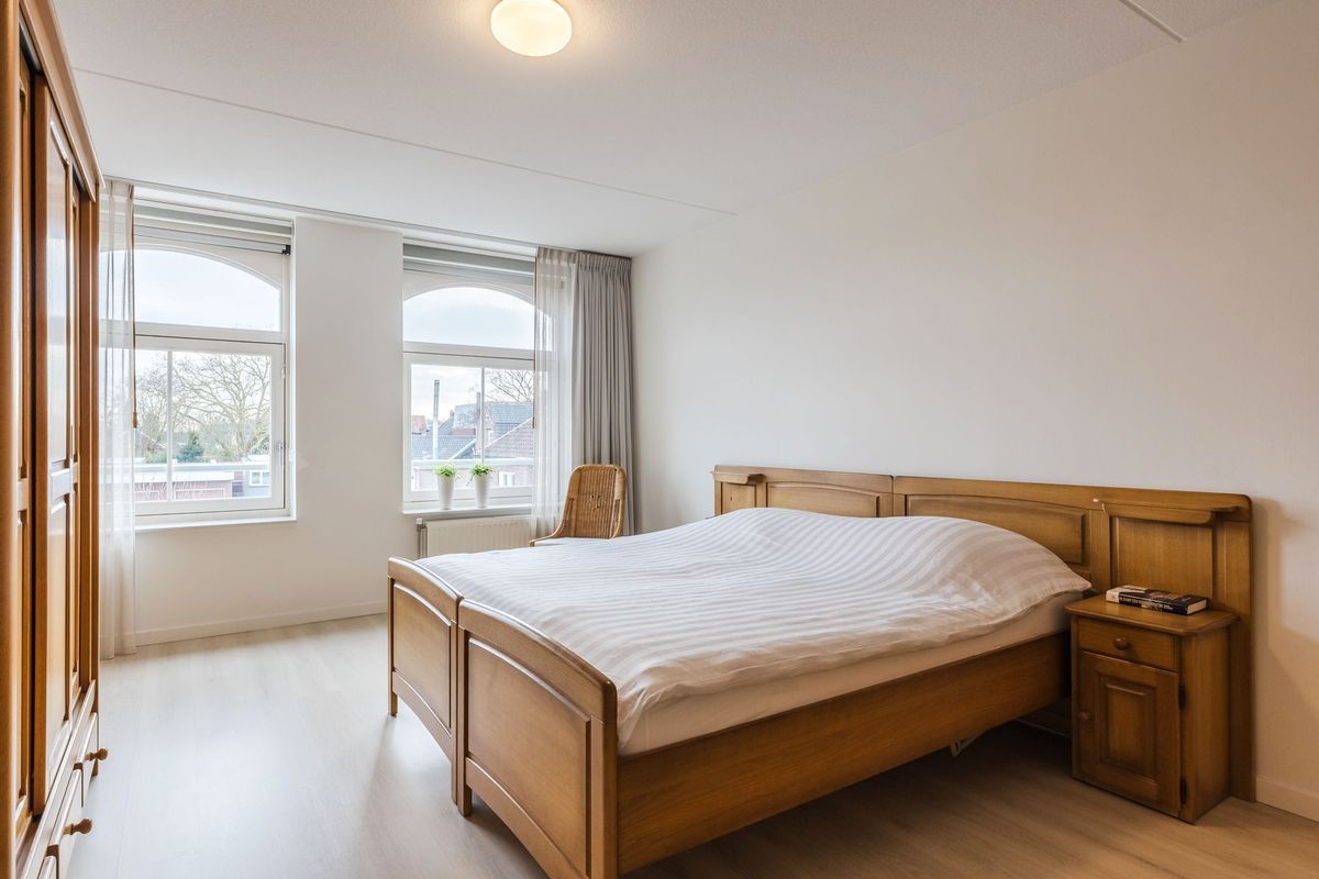 Hoge Ham 95 - N Photo Blur 21