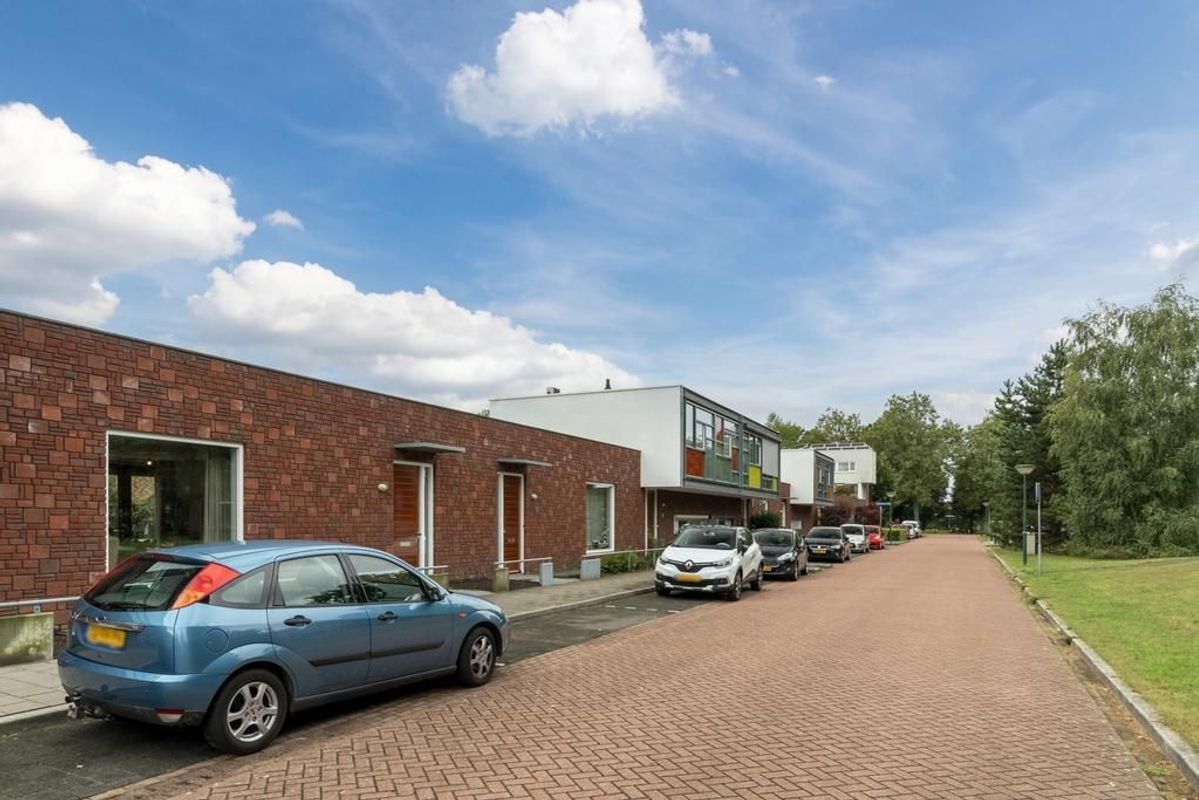 Wethouder van den Eijndenstraat 12 Photo Blur 1