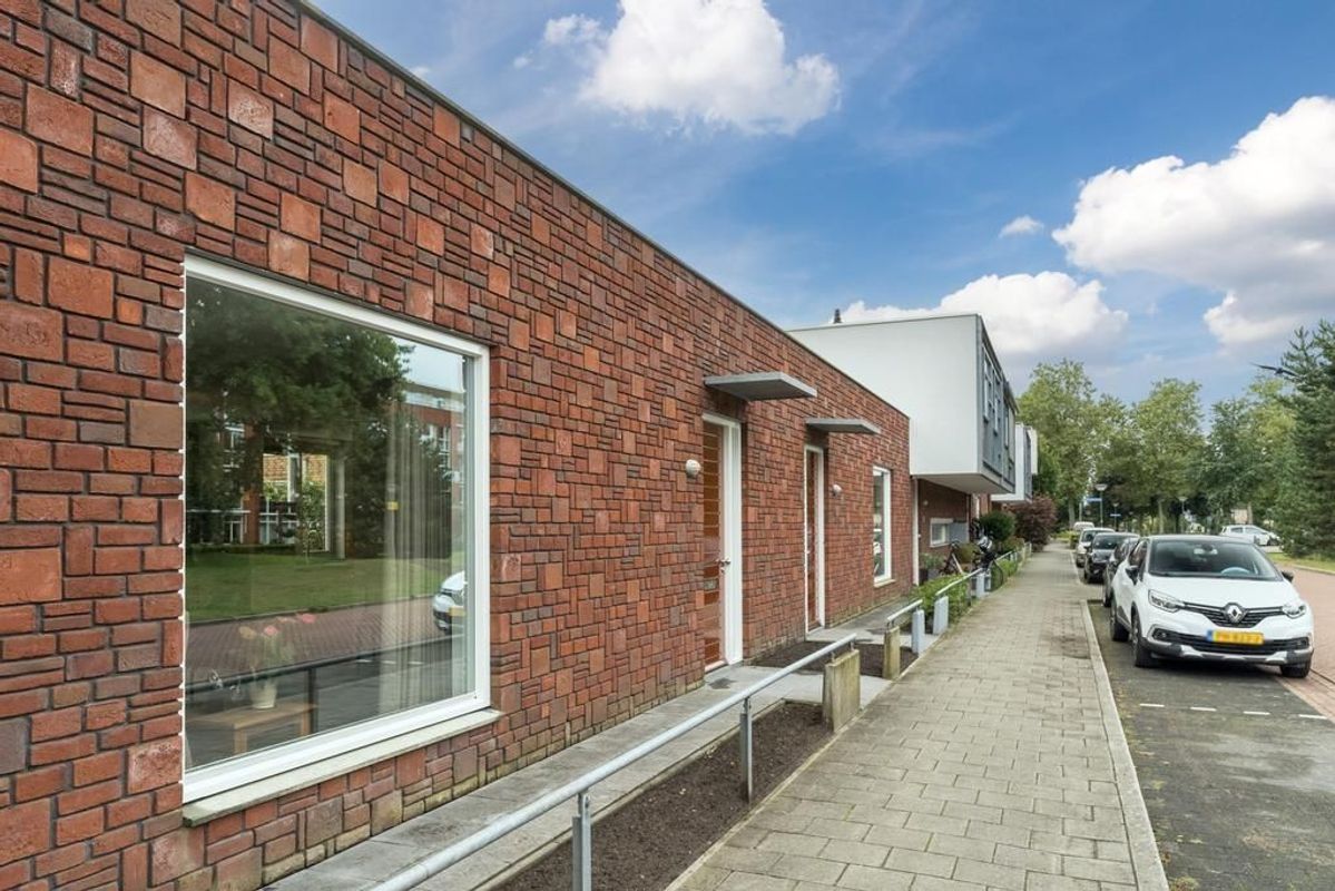 Wethouder van den Eijndenstraat 12 Photo Blur 28