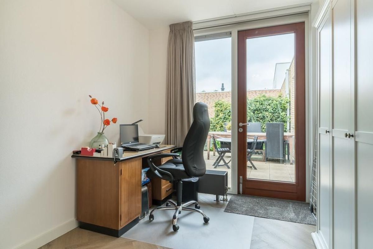 Wethouder van den Eijndenstraat 12 Photo Blur 18