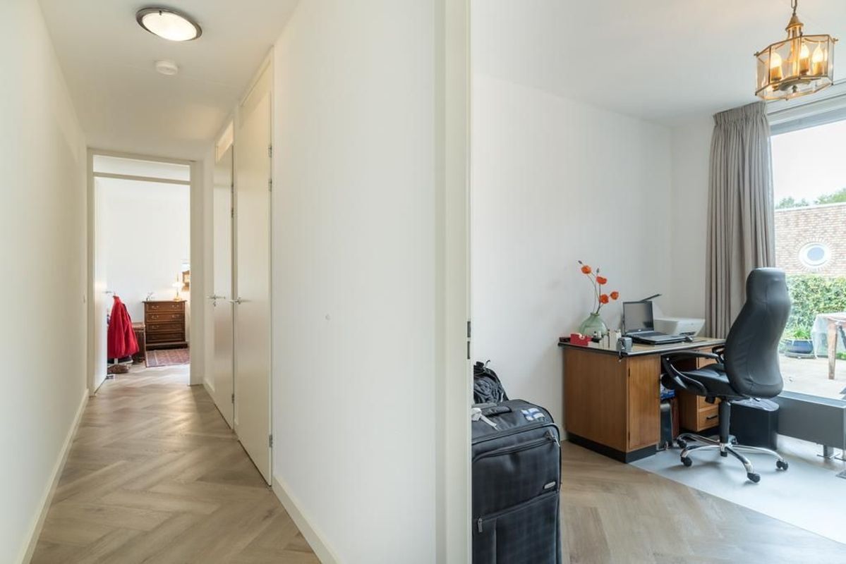 Wethouder van den Eijndenstraat 12 Photo Blur 17