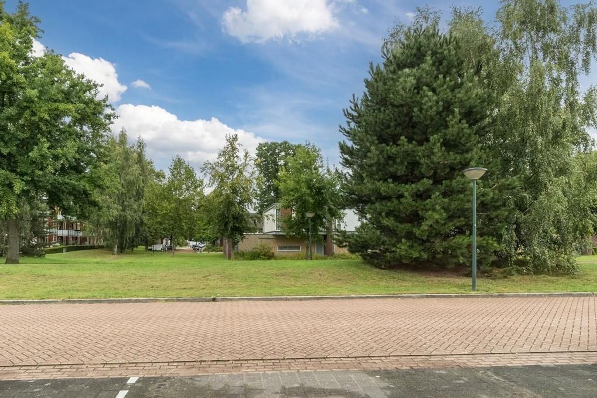 Wethouder van den Eijndenstraat 12 Photo Blur 27