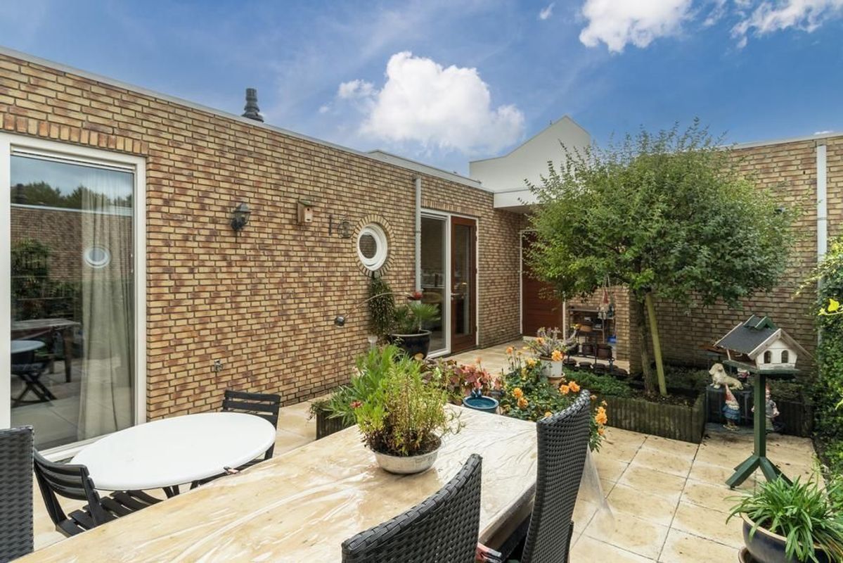 Wethouder van den Eijndenstraat 12 Photo Blur 26