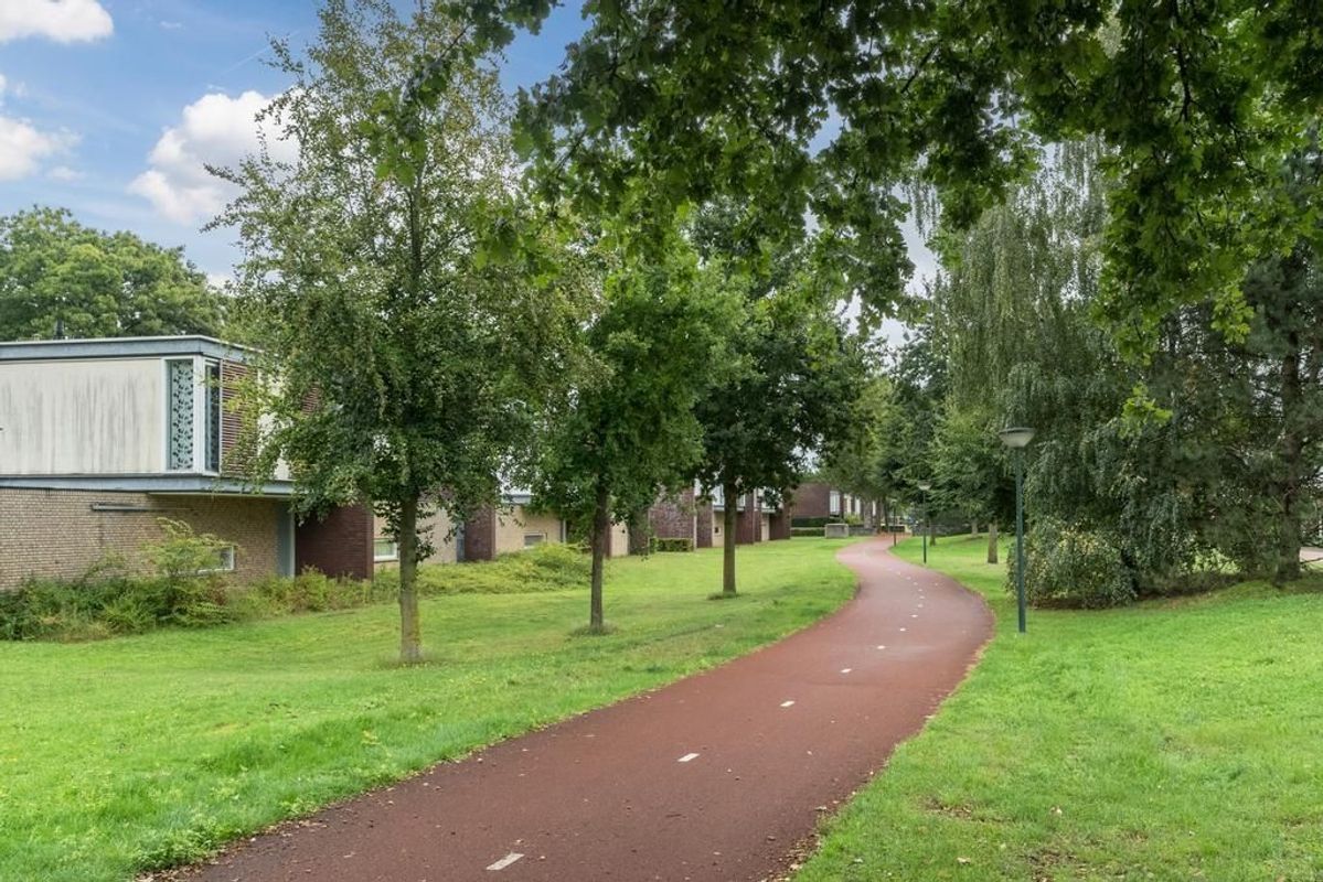 Wethouder van den Eijndenstraat 12 Photo Blur 32