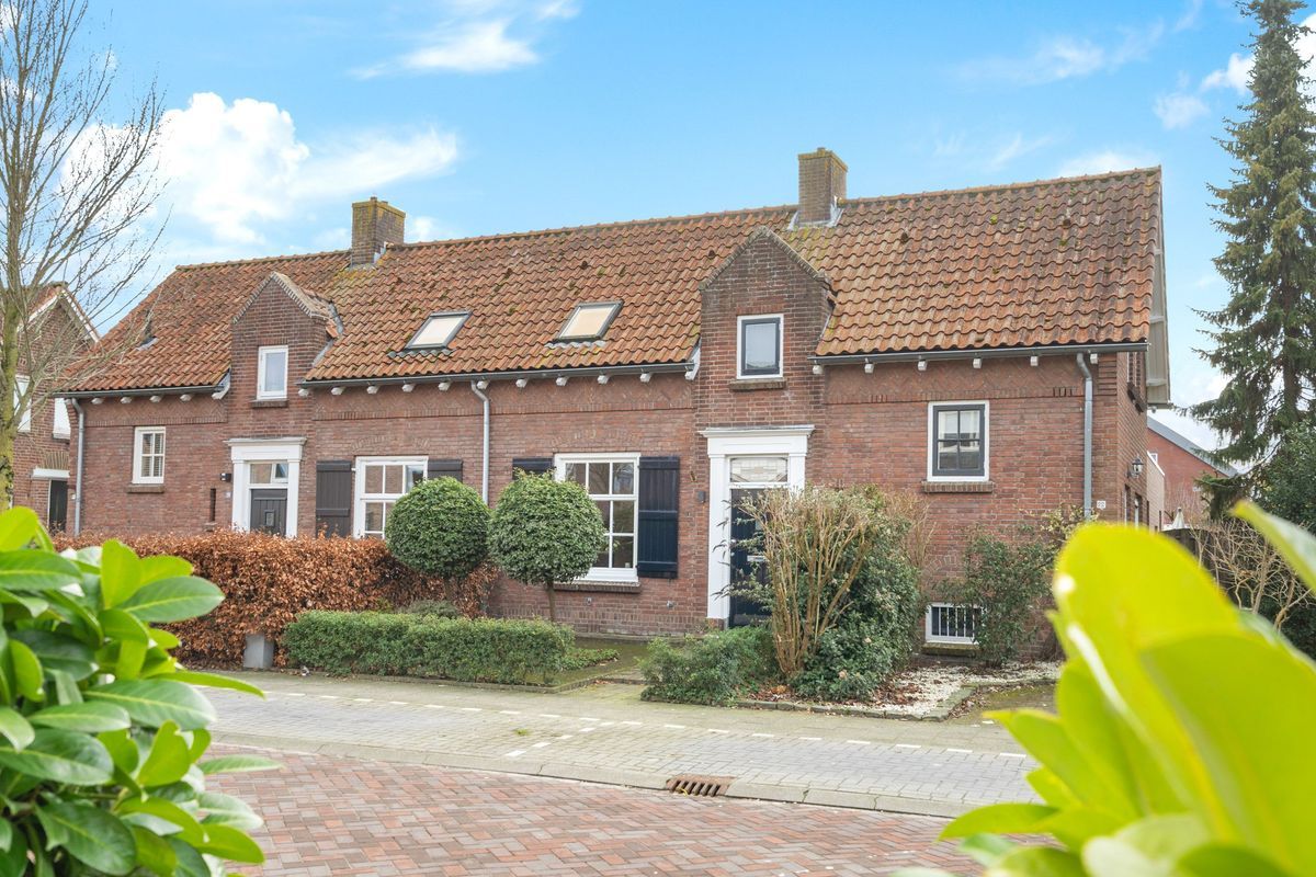 Anneville-laan 24 Photo Blur 33