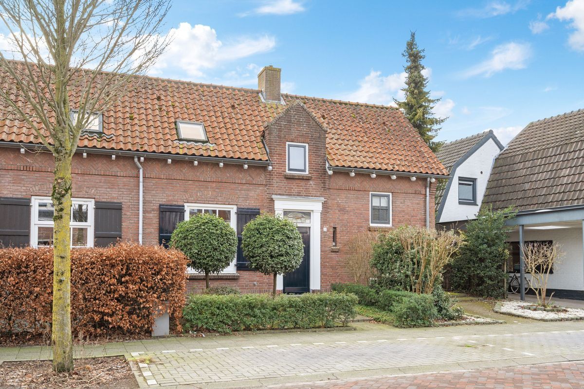 Anneville-laan 24 Photo Blur 34