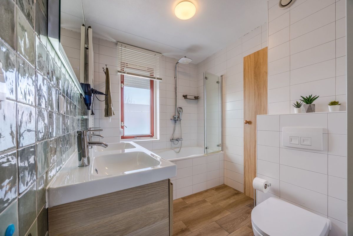 Charley Tooropstraat 36 Photo Blur 3