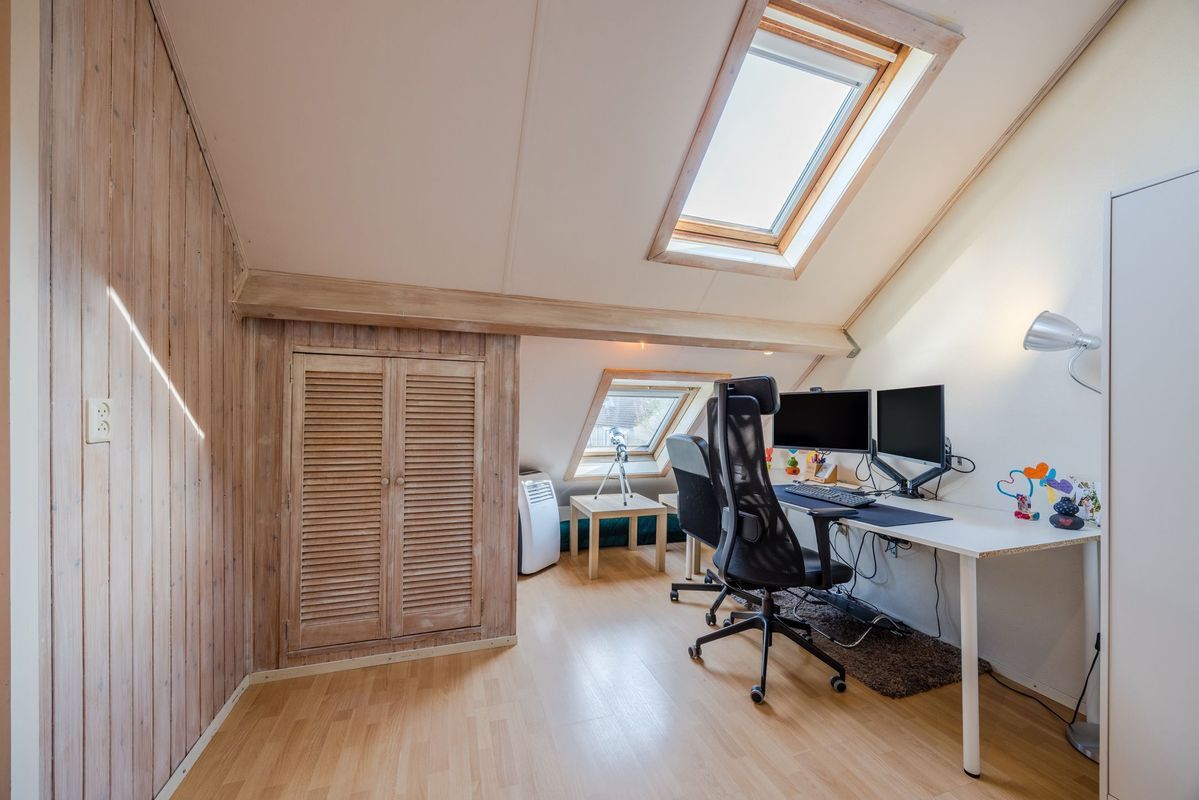 Charley Tooropstraat 36 Photo Blur 38