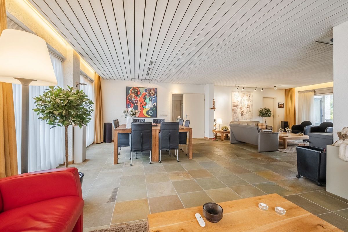 Nimrodel 17 Photo Blur 12