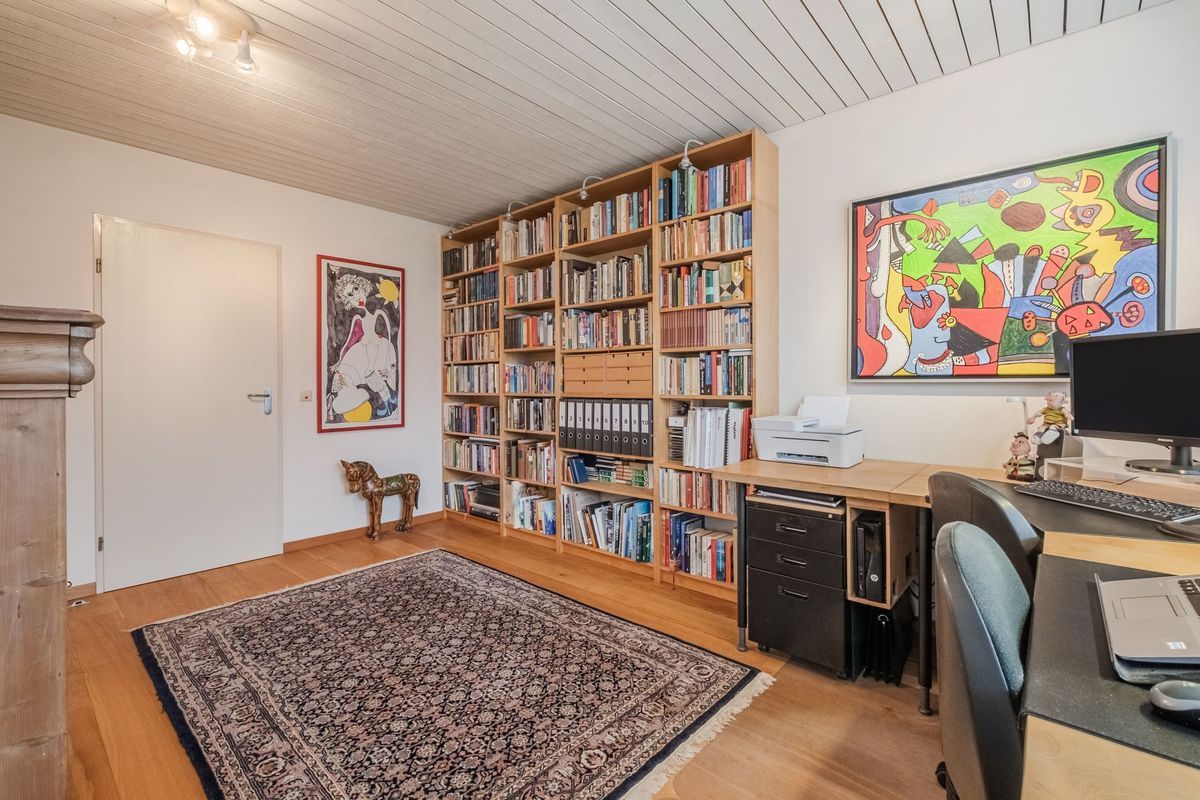 Nimrodel 17 Photo Blur 19