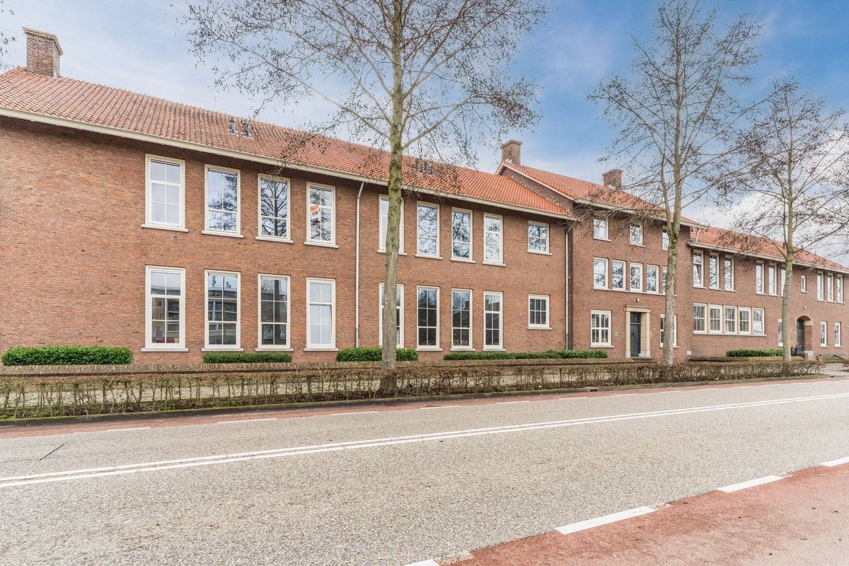 Wilhelminastraat 10 - j Photo Blur 26