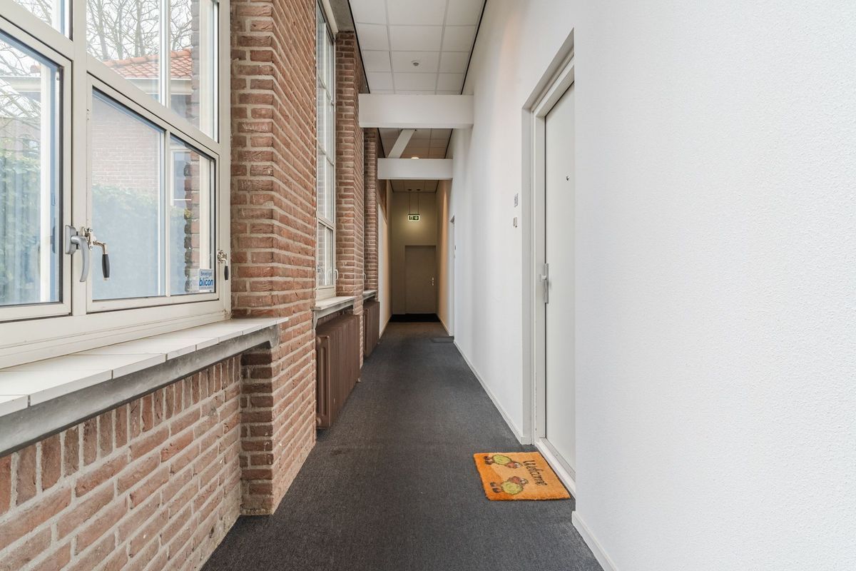 Wilhelminastraat 10 - j Photo Blur 29