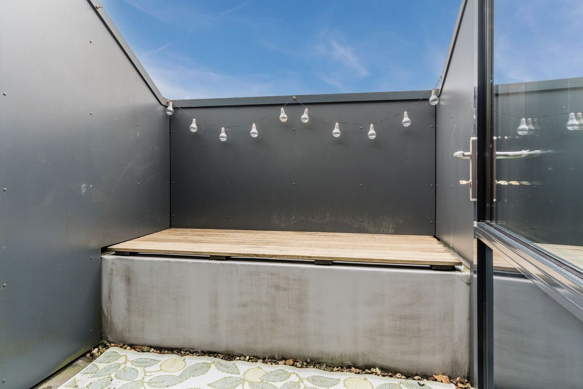 Wilhelminastraat 10 - j Photo Blur 23