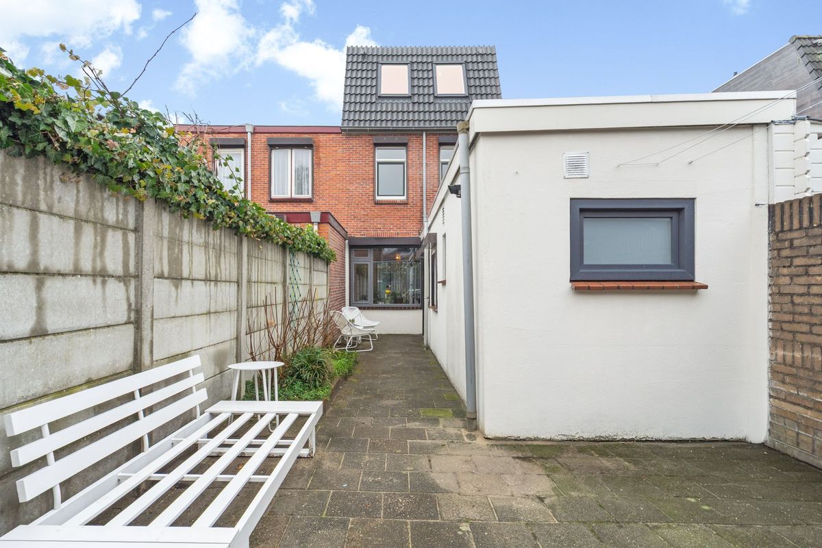 Ploegstraat 89 Photo Blur 41