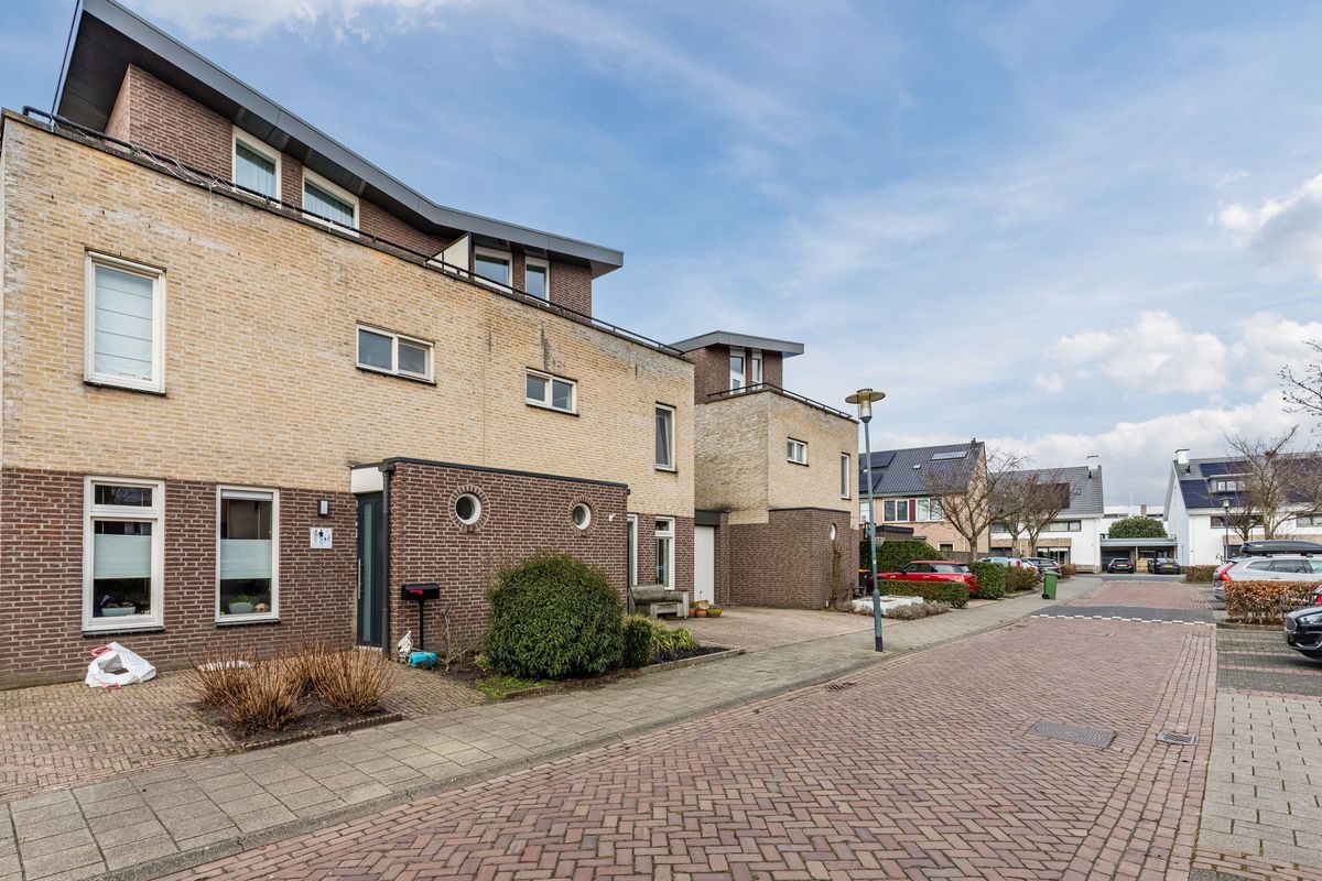 Johanna Naberstraat 9 Photo Blur 47