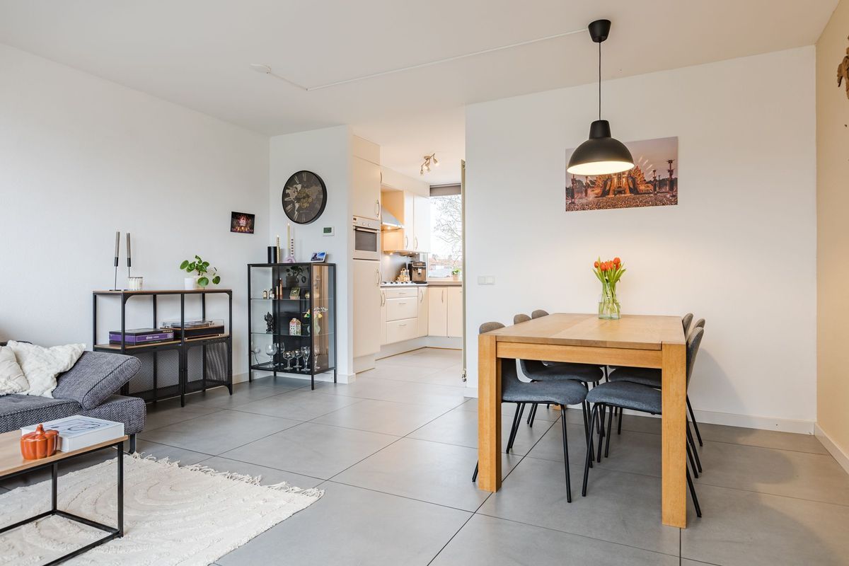 Raadhuisplein 27 Photo Blur 8