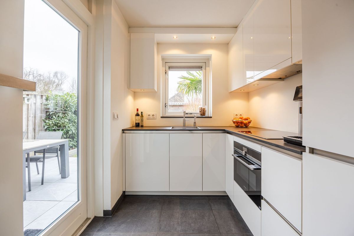 Roodeschoolstraat 105 Photo Blur 9