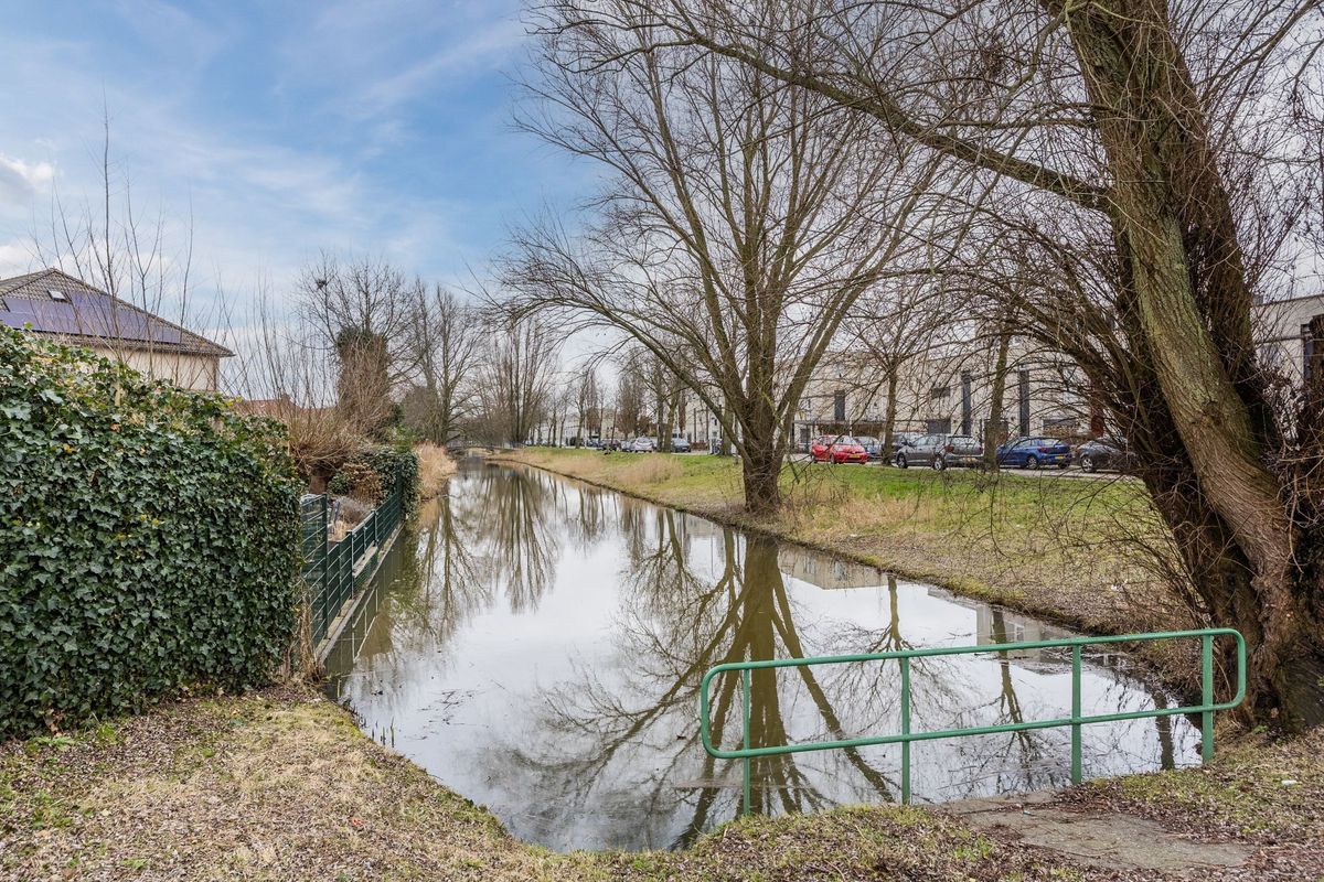 Roodeschoolstraat 105 Photo Blur 36