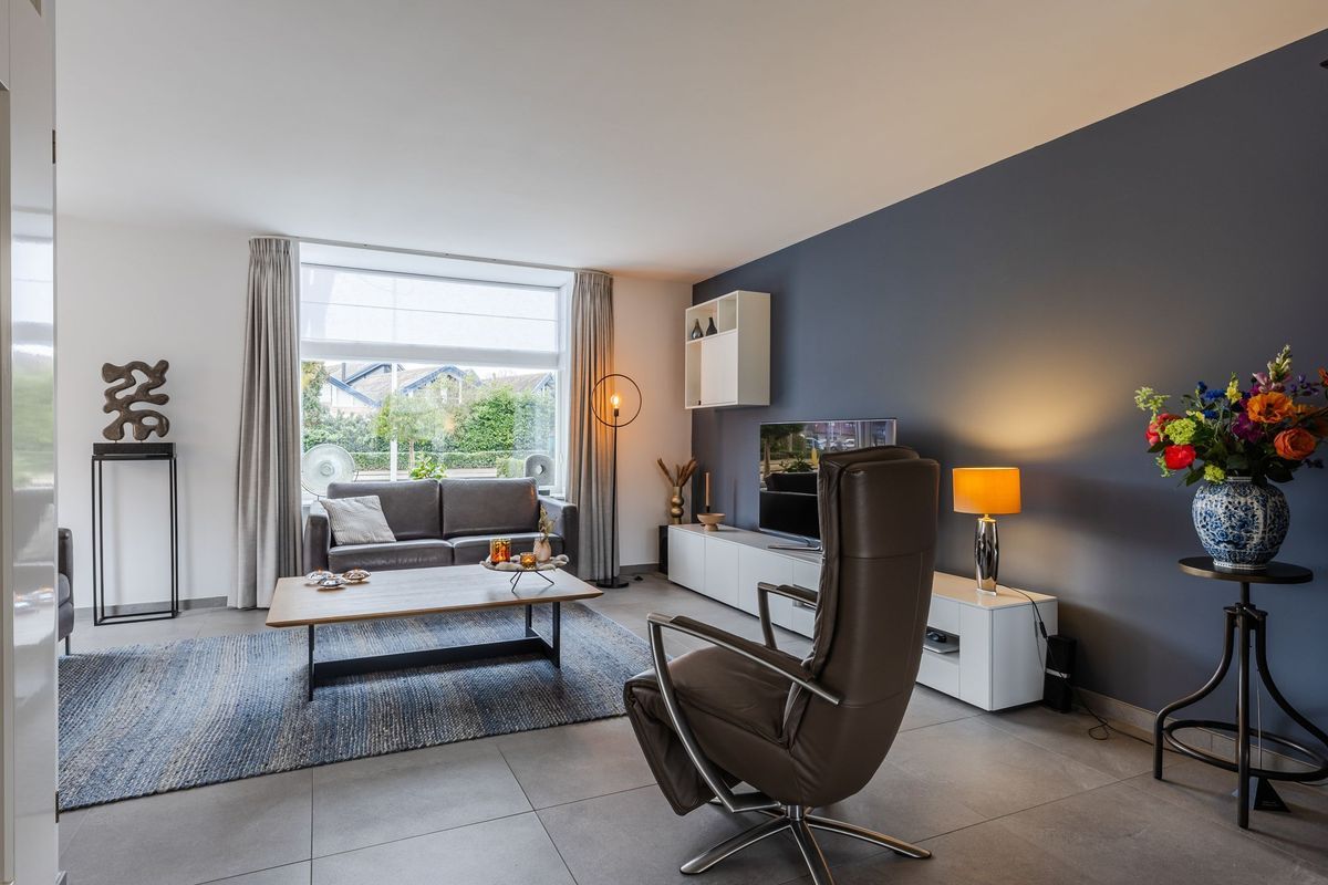 Beeklaan 170 Photo Blur 2