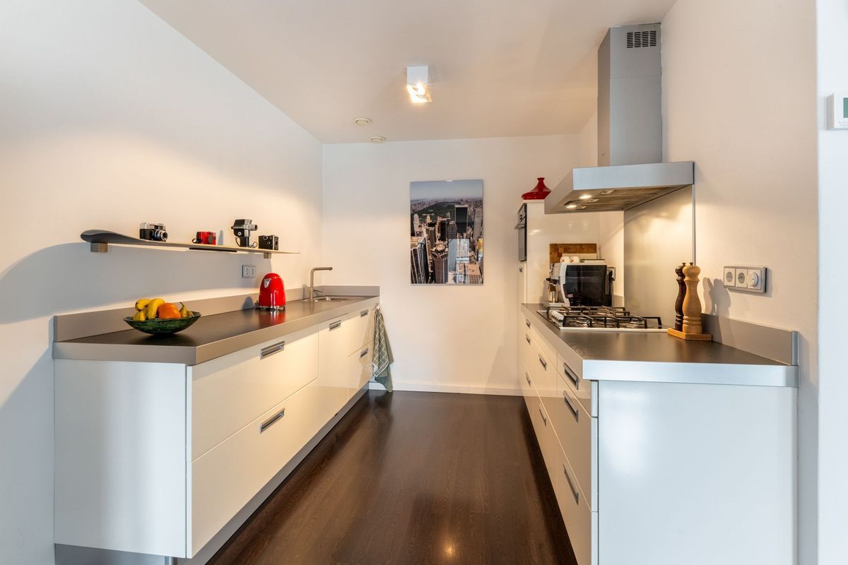 Bisschop Zwijsenstraat 29 - a Photo Blur 11