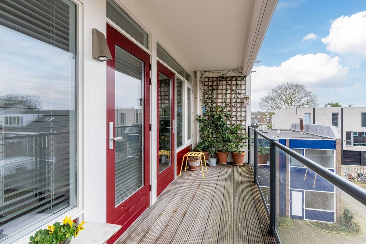 Bisschop Zwijsenstraat 29 - a Photo Blur 18