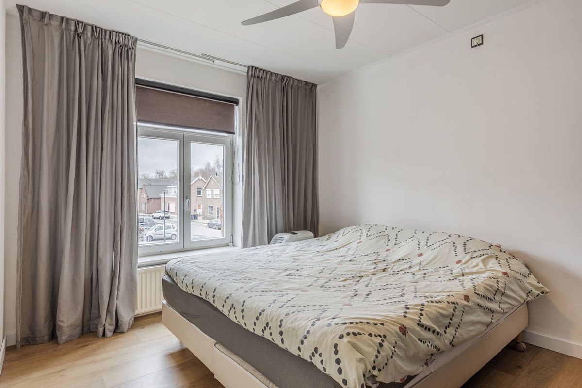 St. Antoniusstraat 11 Photo Blur 10