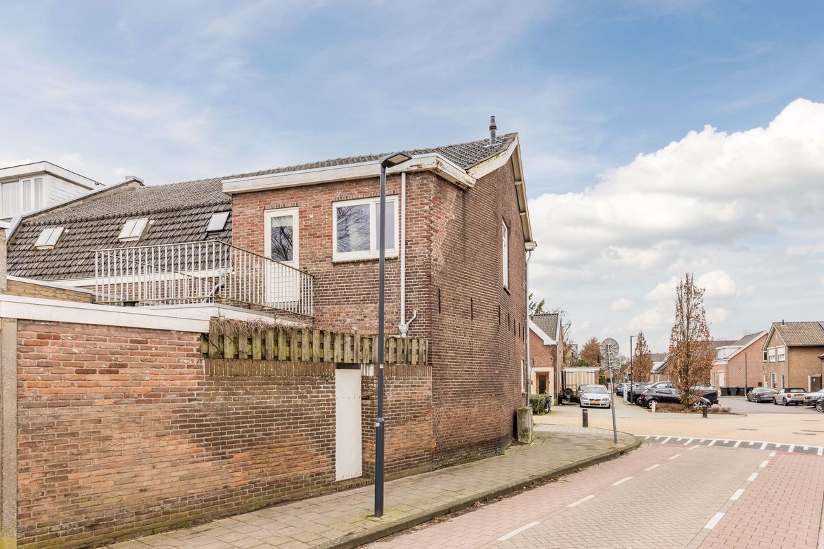 St. Antoniusstraat 11 Photo Blur 25