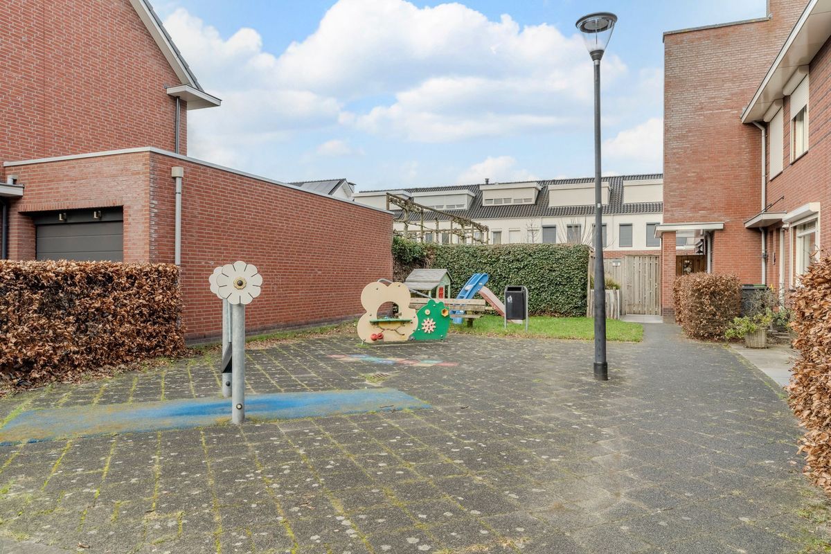 Voorschotenstraat 11 Photo Blur 27