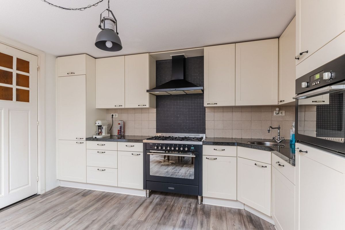 Bredaseweg 274 Photo Blur 6