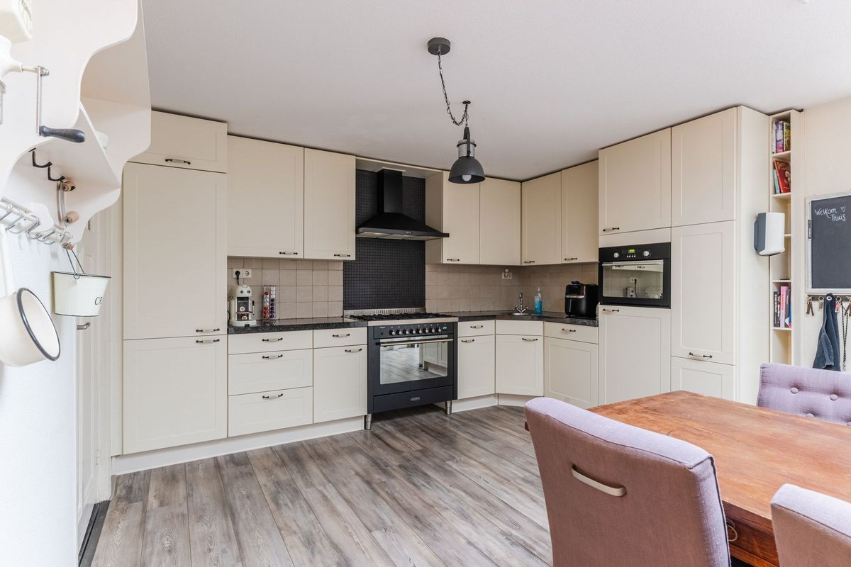 Bredaseweg 274 Photo Blur 7