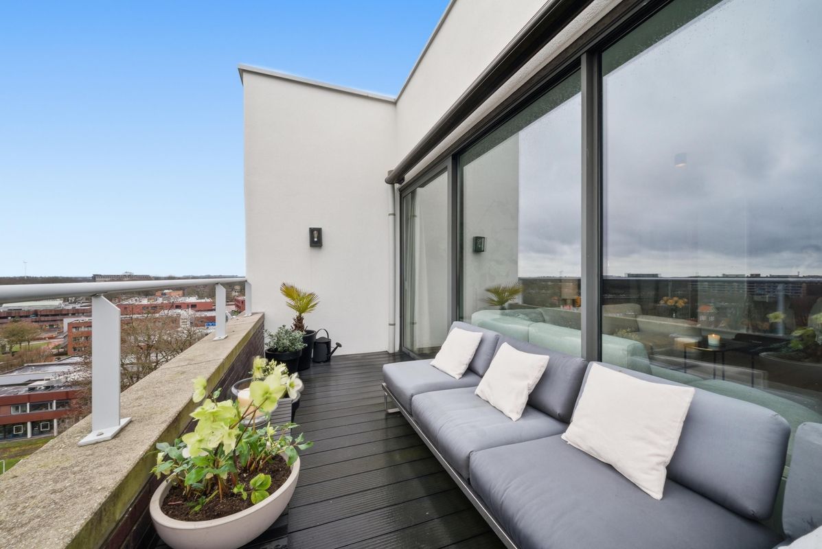 Dr. Ahaushof 36 Photo Blur 5